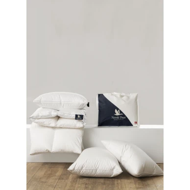 norsk dun dyne og pute med bag 1 1440 image